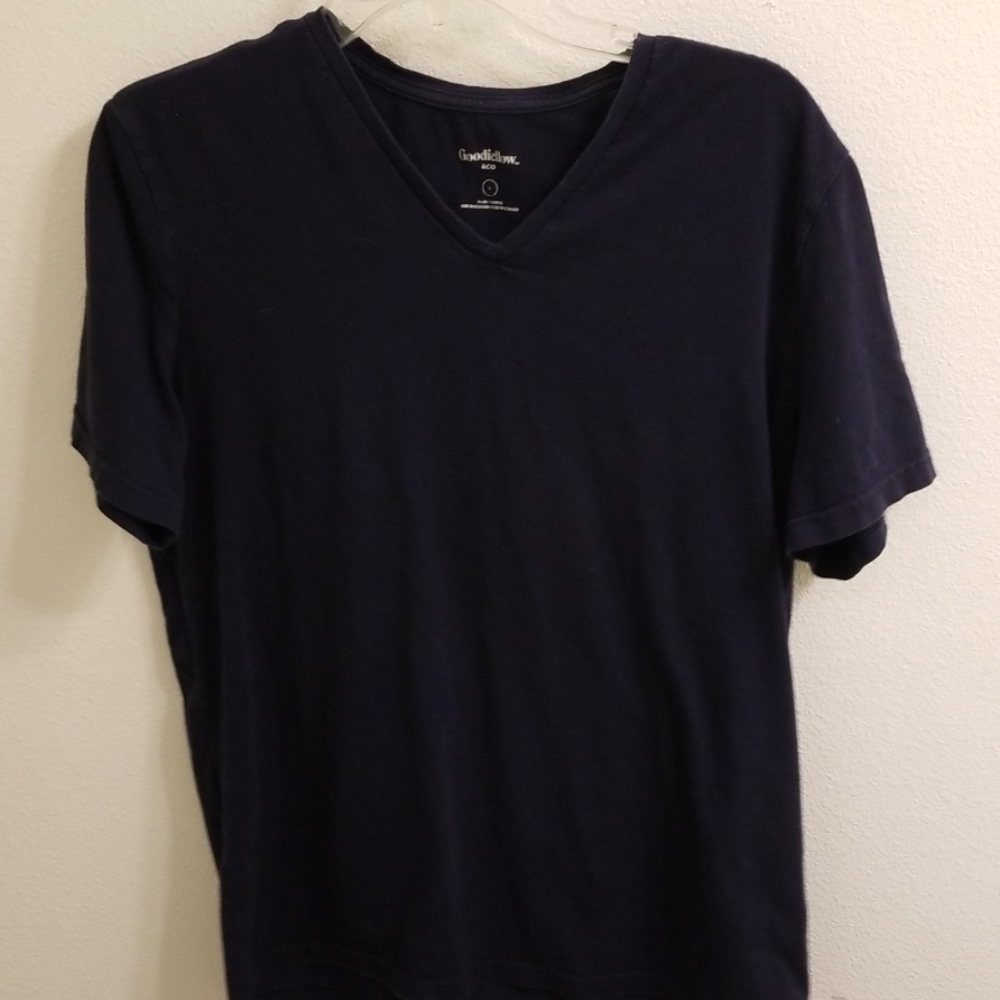 Goodfellow t shirt